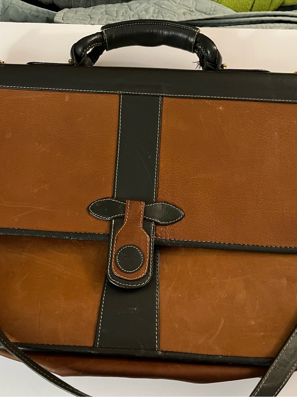 EUC Unisex Two-Tone Brown and Black Leather Briefcase — Professional Work Bag